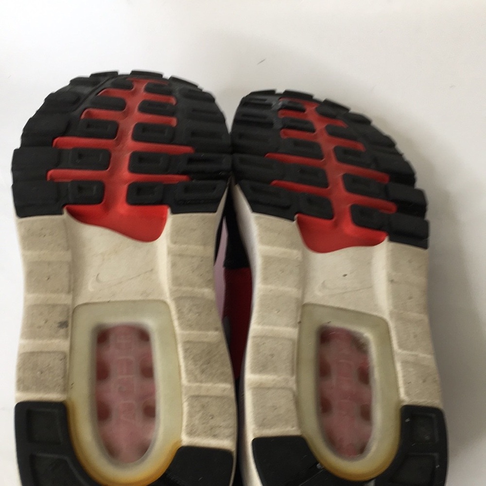 Nike Air Max 1 Ultra 2.0 Shoes - Picture 7 of 11